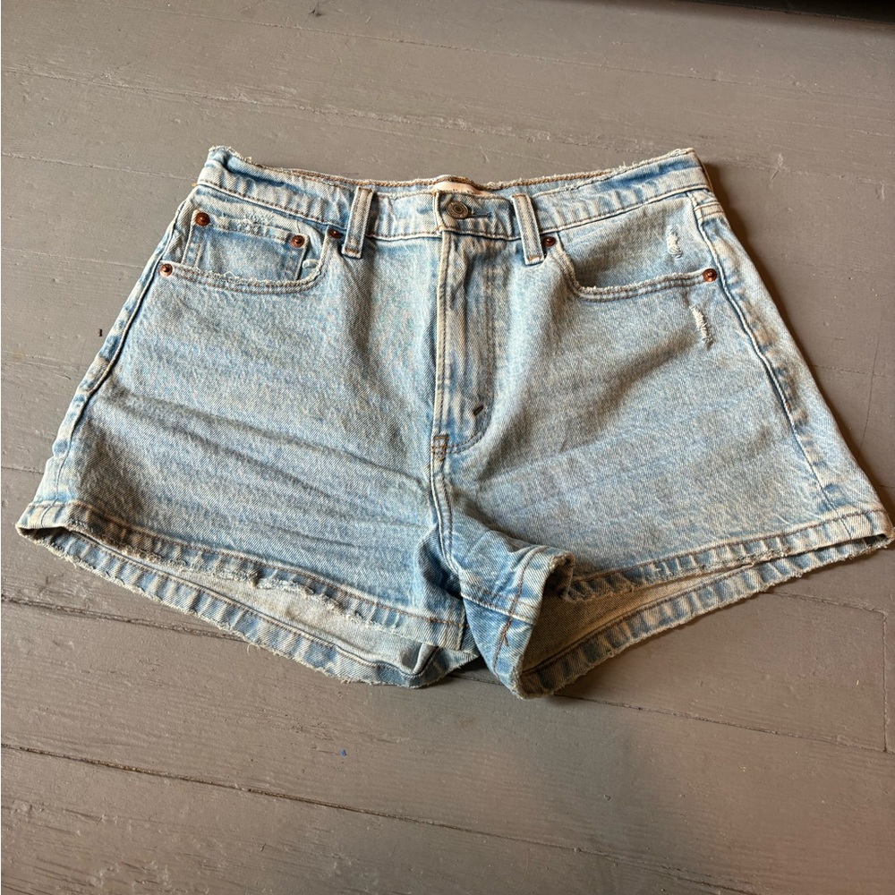 Abercrombie mom short